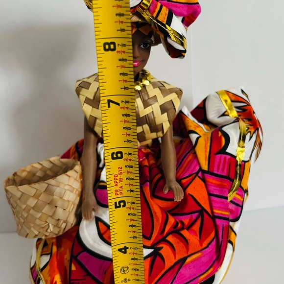 African Queen Conch Shell Decor - Picture 3 of 7